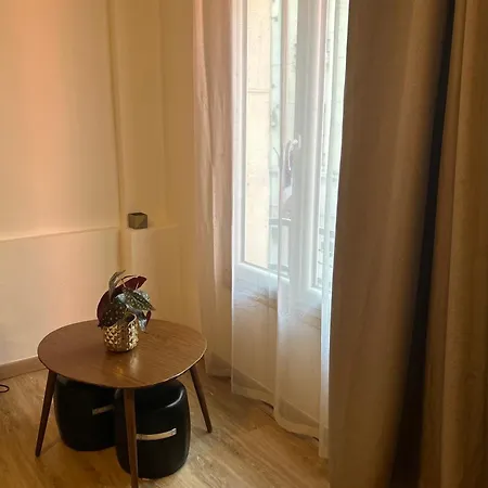 Montparnasse Gare Studio Paris